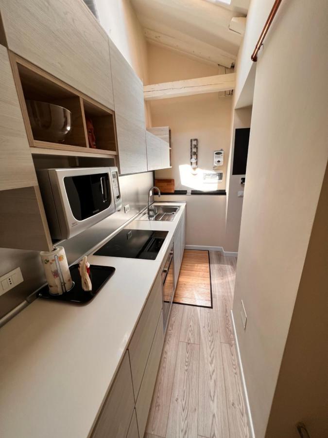 Mansarda Mazzini Apartment Trieste Luaran gambar